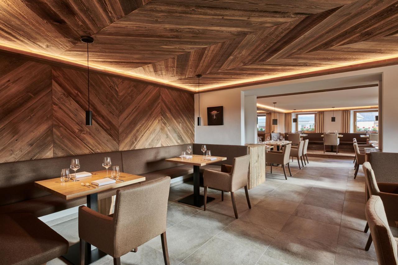 Adler Haeusern Gourmet & Spa Hotel ภายนอก รูปภาพ