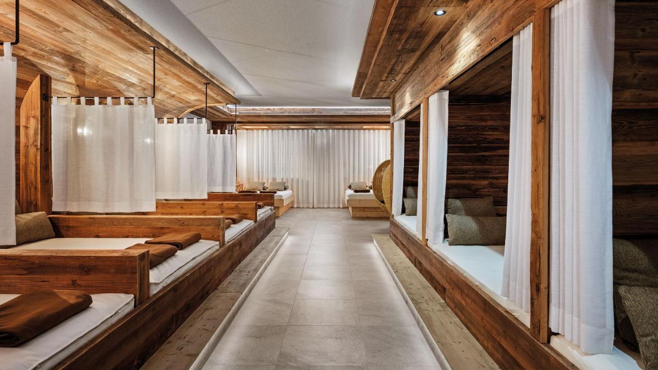 Adler Haeusern Gourmet & Spa Hotel ภายนอก รูปภาพ