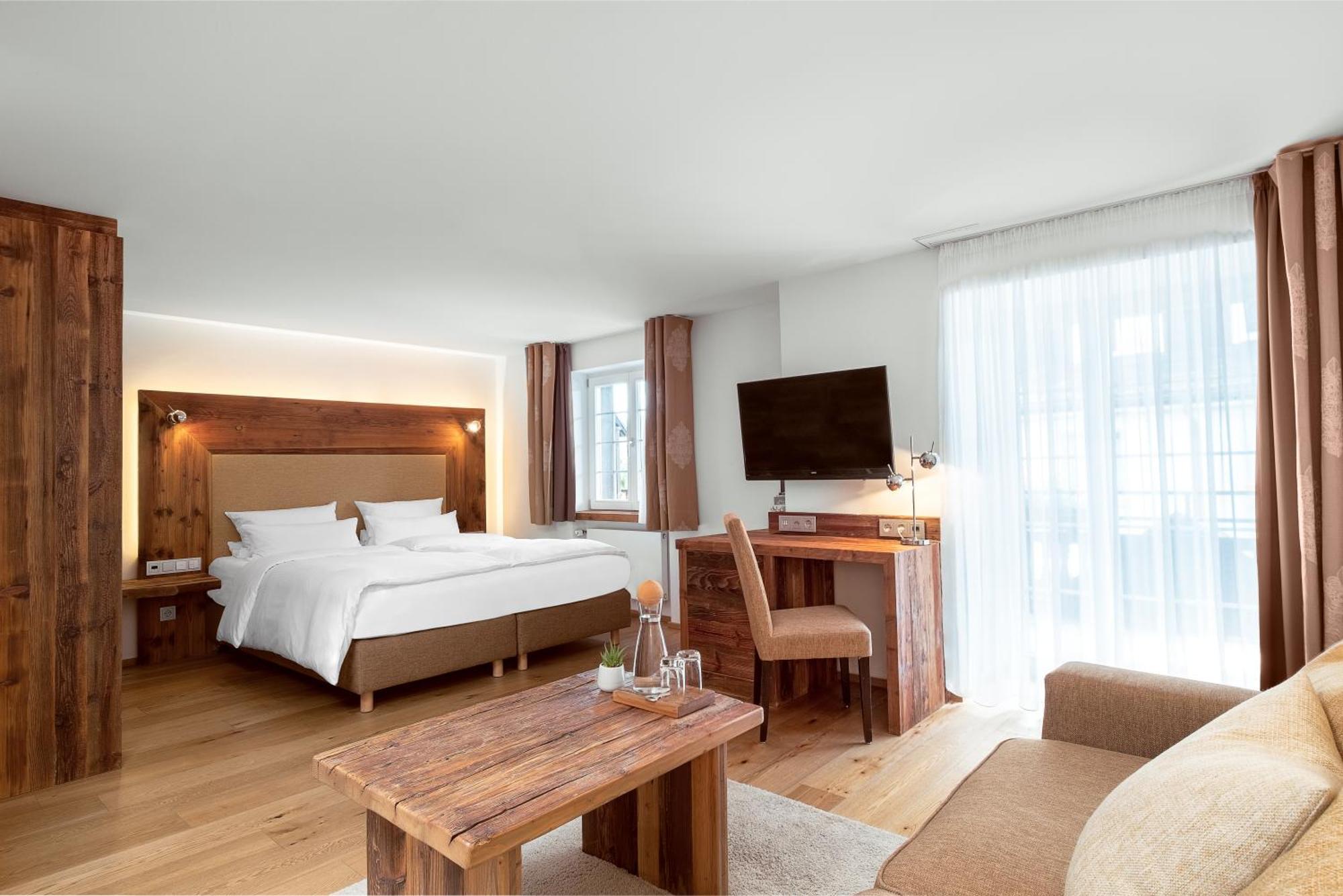 Adler Haeusern Gourmet & Spa Hotel ภายนอก รูปภาพ