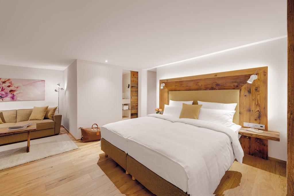 Adler Haeusern Gourmet & Spa Hotel ภายนอก รูปภาพ