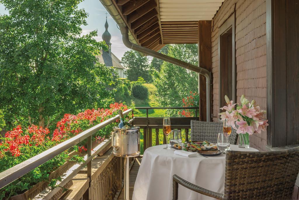 Adler Haeusern Gourmet & Spa Hotel ภายนอก รูปภาพ