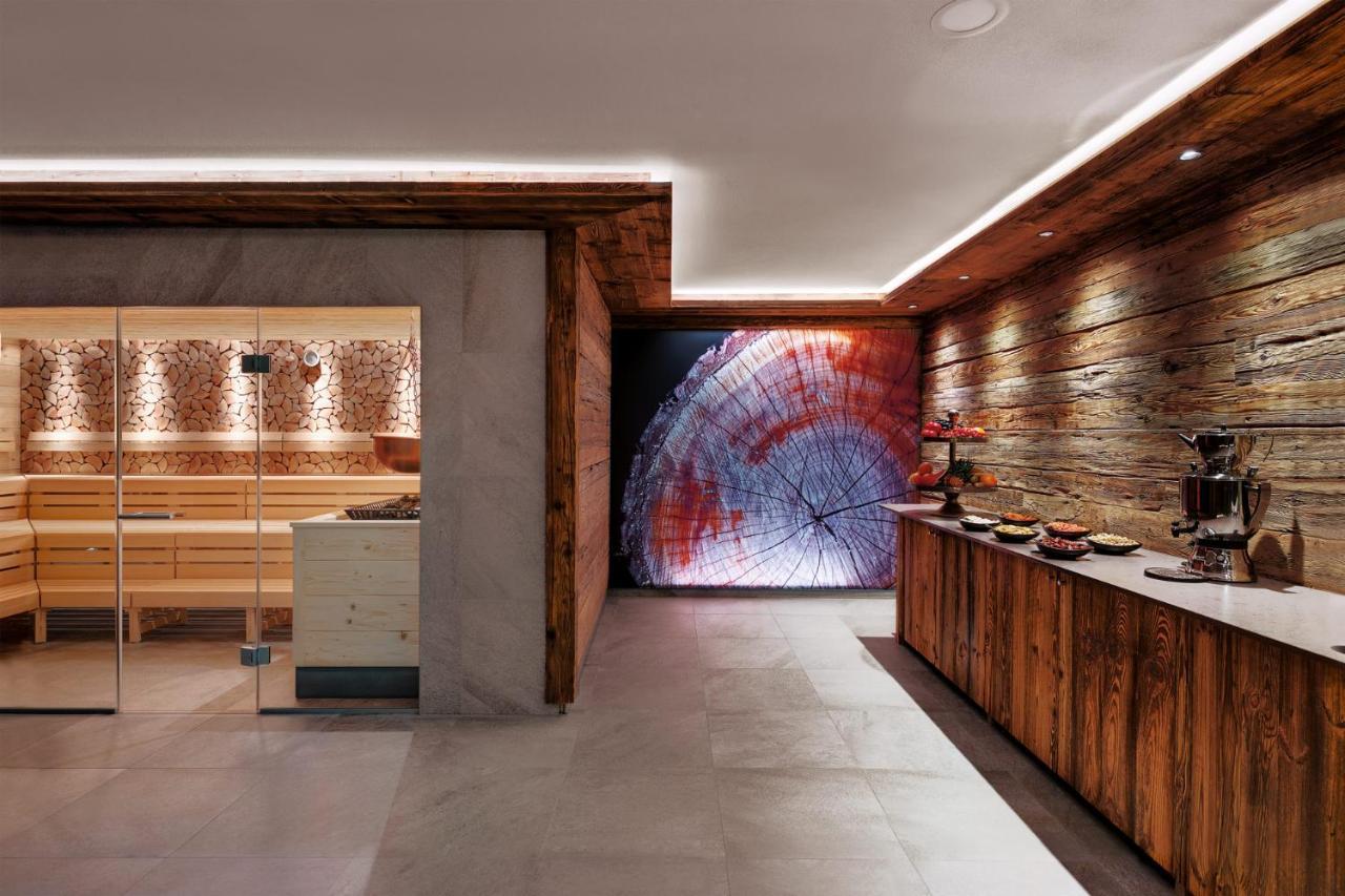 Adler Haeusern Gourmet & Spa Hotel ภายนอก รูปภาพ
